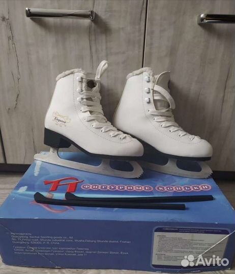 Коньки фигурные