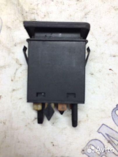 Кнопка обогрева заднего стекла golf 4