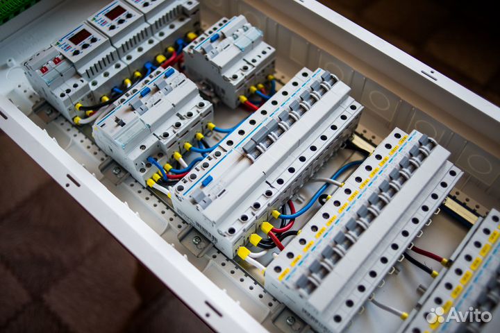 Проект и сборка электрощита