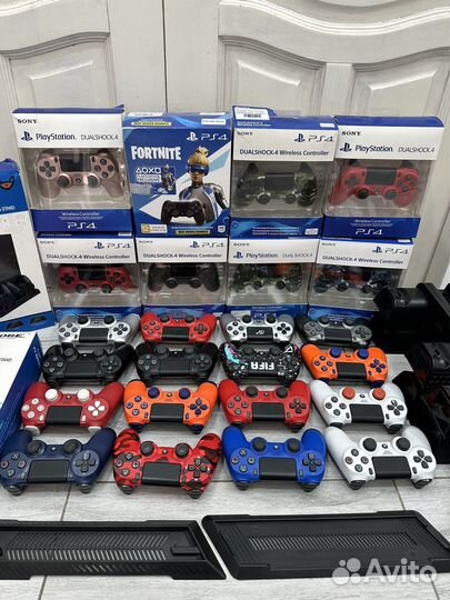 Аксессуары для PS4 / Джойстики / Зарядки