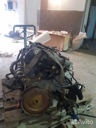 Двигатель с АКПП discovery 3 4.4 бензин