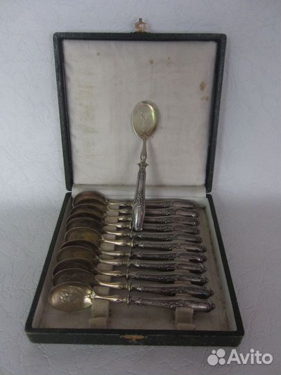Антикварные ложки, десертные