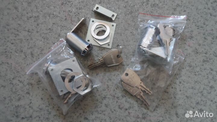 20 мебельных почтовых замков с мастер системой