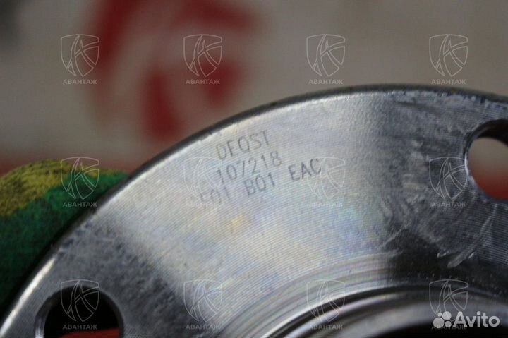 Ступица в сборе задняя Opel Corsa D