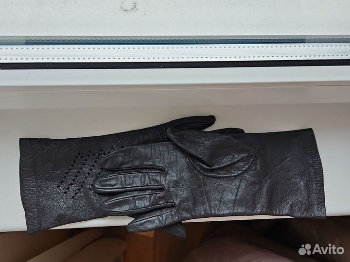 Перчатки женские кожаные