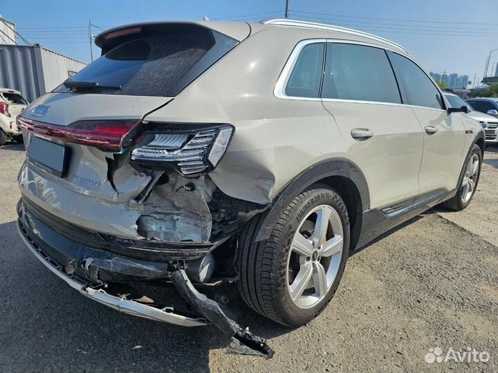 Audi e-tron Sportback AT, 2021, битый, 60 580 км