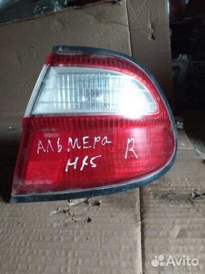 Фонарь правый Nissan Almera H15