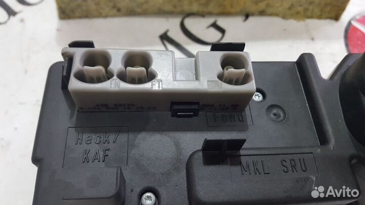 Компрессор центрального замка на Mercedes R170