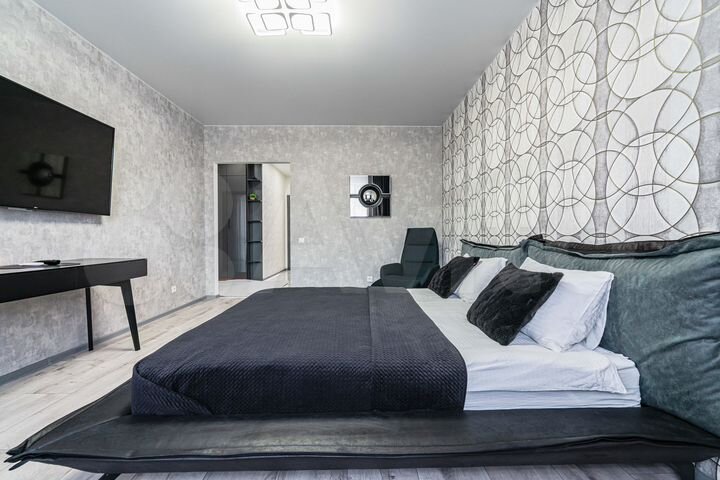 2-к. квартира, 70 м², 2/13 эт.