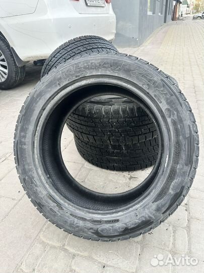 Goodyear Ice Navi Zea II 215/55 R17 94W