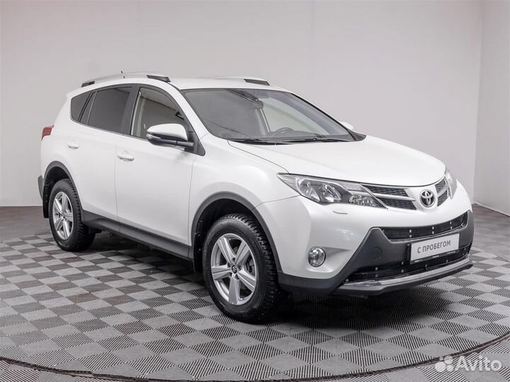 Toyota RAV4 2.2 AT, 2015, 96 680 км