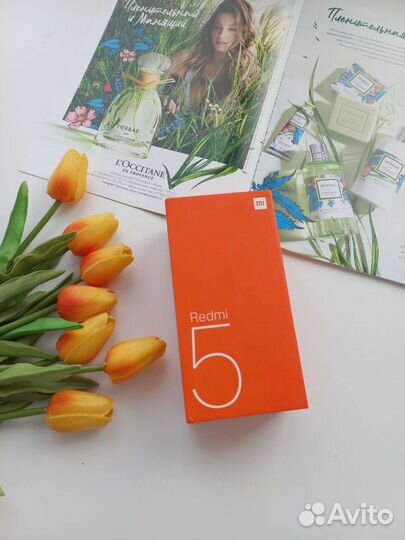 Коробка и аксессуары от xiomi redmi 5