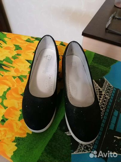 Туфли для девочки 36