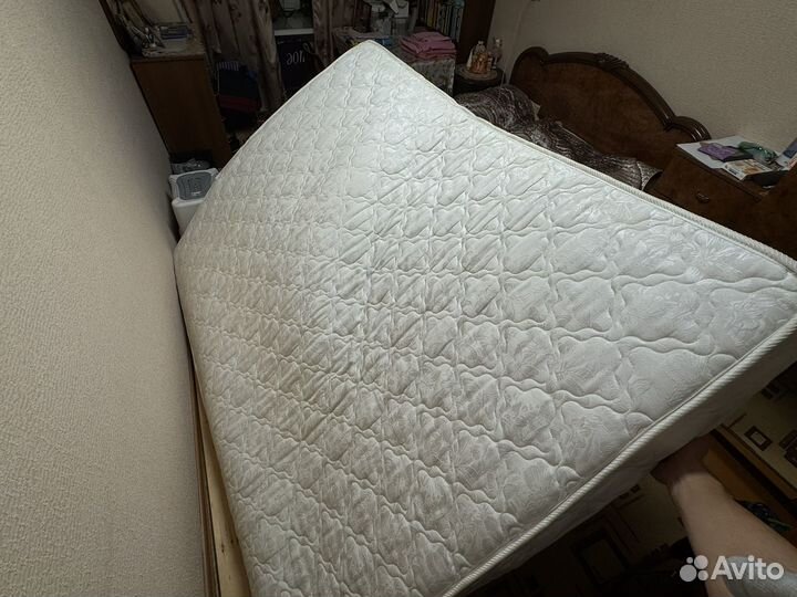 Матрас пружинный 160 на 200