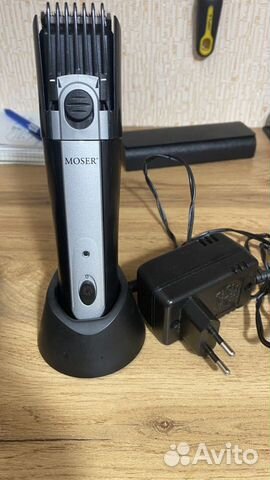 Машинка-триммер для стрижки усов и бороды