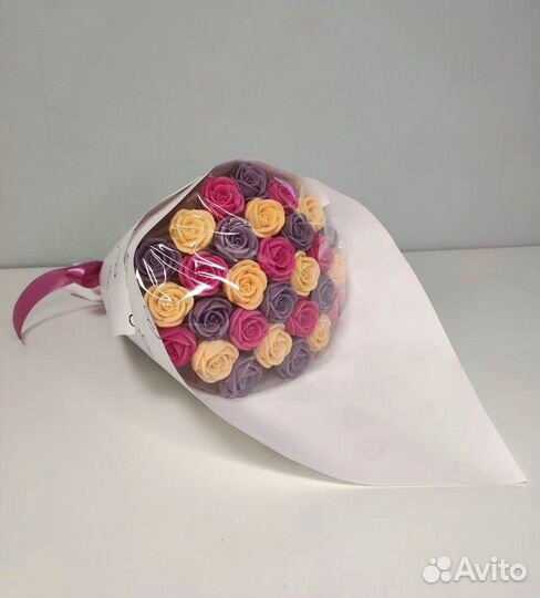 Букет - 29 Роз из Белого Шоколада