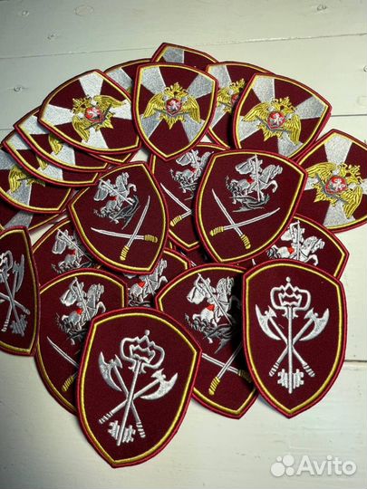 Машинная вышивка, шевроны, вышивка на одежде