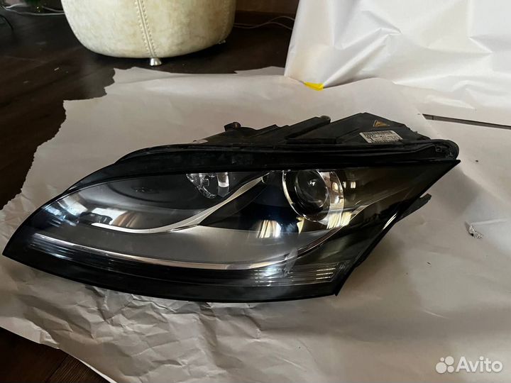 Фара передняя левая Audi Tt 8J BWA 2007