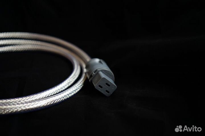 Кабель Silent Wire AC5 2м 16А