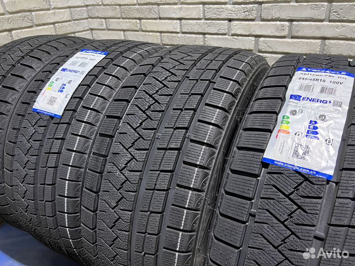 Triangle PL02 245/45 R18 101V