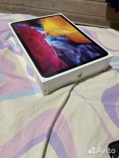 iPad pro 11 2020 256gb Wi-Fi +cellular