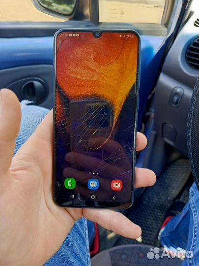 Samsung Galaxy A50, 4/64 ГБ