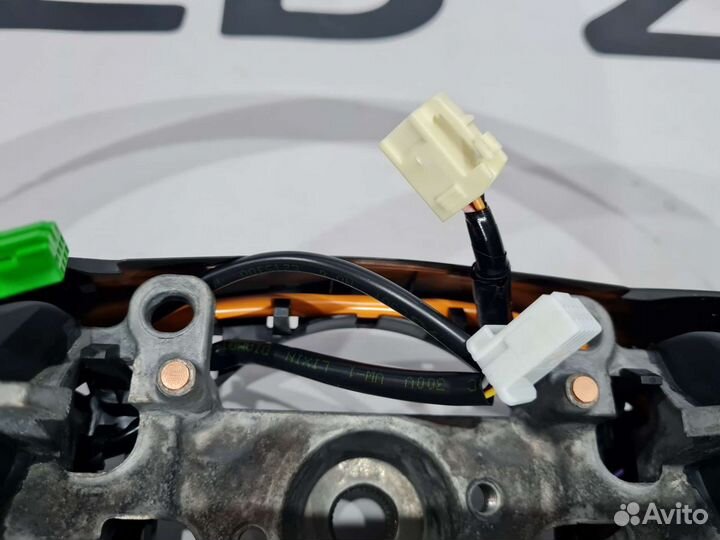 Новый Руль с обогревом Mitsubishi Outlander 3