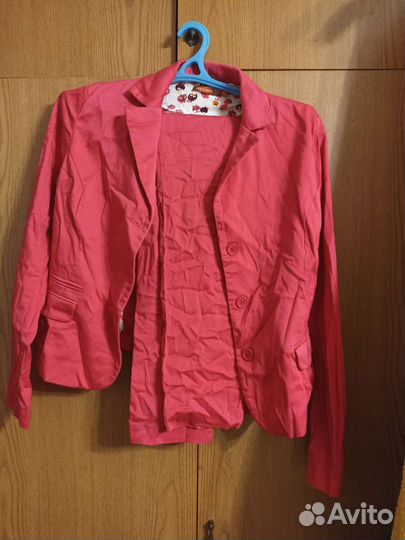 Женский костюм