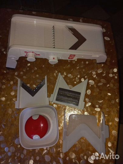 Тёрка-шинковка Tupperware Mandolina б/у