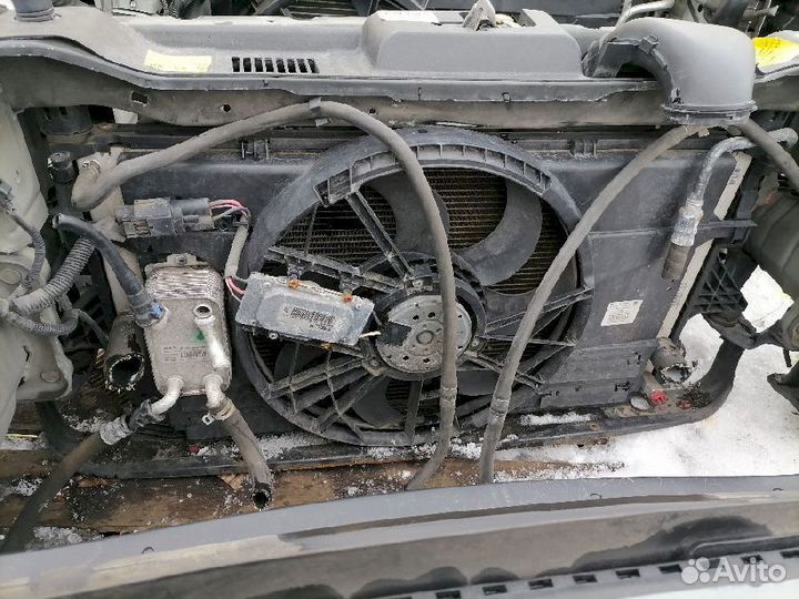 Радиатор охлаждения Volvo S40 V50