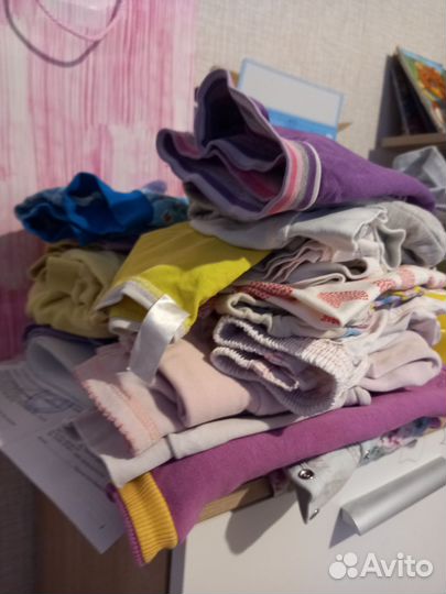 Вещи пакетом на девочку отдам бесплатно