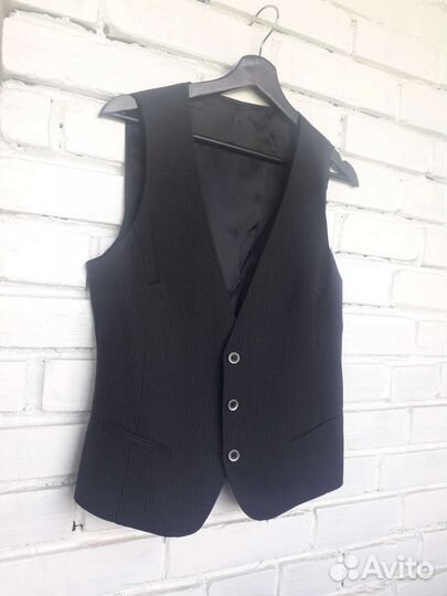 Жилетка на девочку