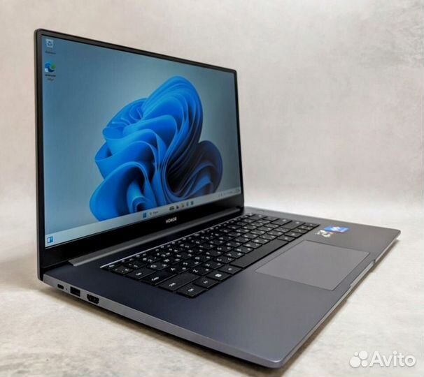 Ноутбук Honor magicbook 15 R5 5500u 16/512gb