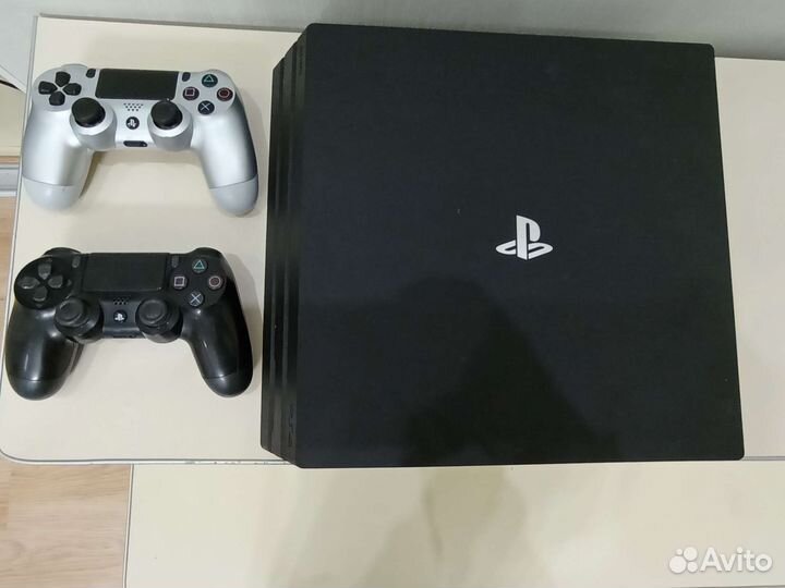 Sony playstation PS4 pro