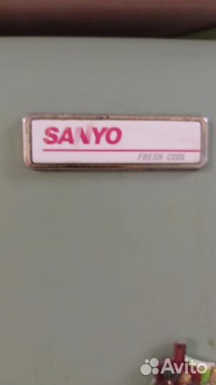 Холодильник sanyo