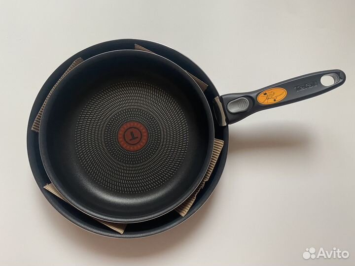 Набор сковородок tefal 22 и 26 см новый