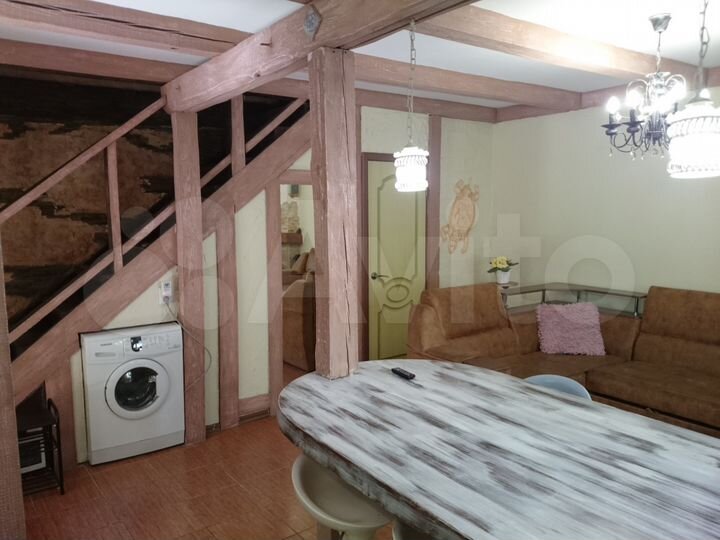 Дом 68 м² на участке 3 сот.