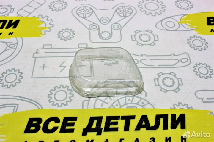 Стекло на противотуманную фару Mercedes W210