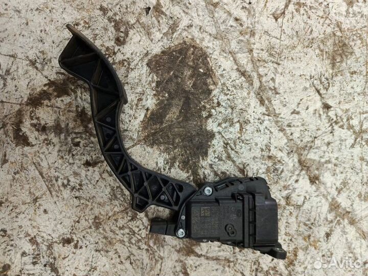 Педаль газа Ford Focus 2 седан 1.8 qqdb 2006