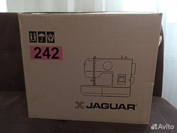 Швейная машина Jaguar Mini 242