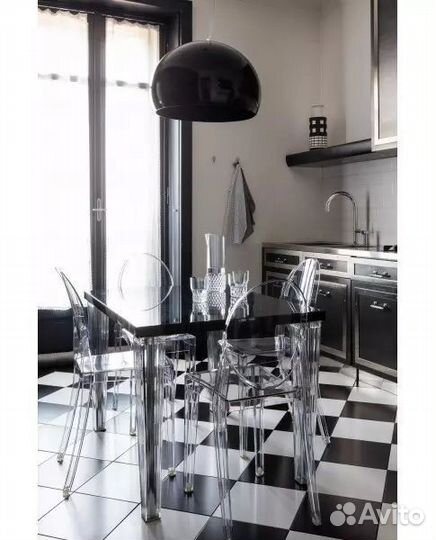 Стулья Kartell Victoria Ghost прозрачный