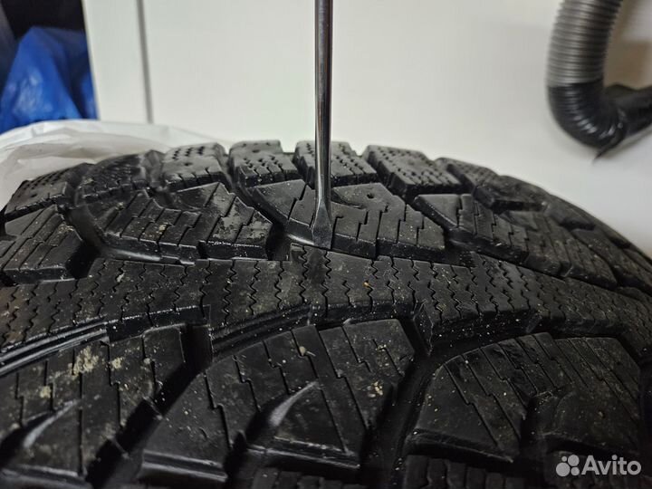 Hankook Winter I'Pike 235/55 R18