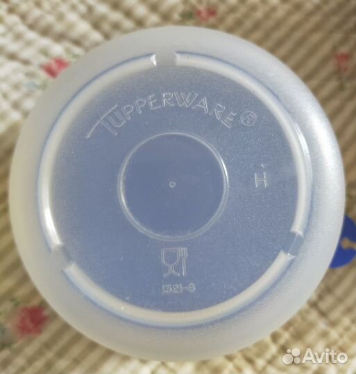 Tupperware контейнер 