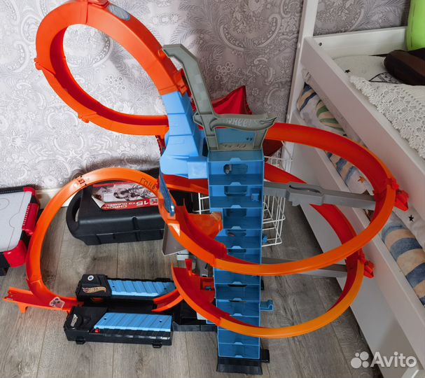 Трек для машинок hot wheels
