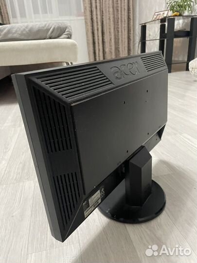 Монитор acer в идеальном состоянии