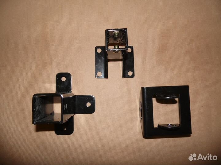 Комплект крепежей для телевизора и акустики