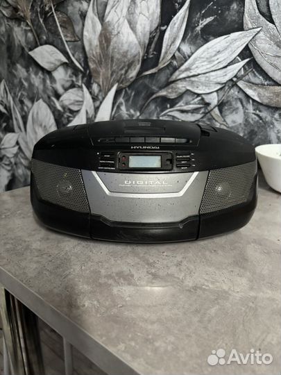 Магнитофон