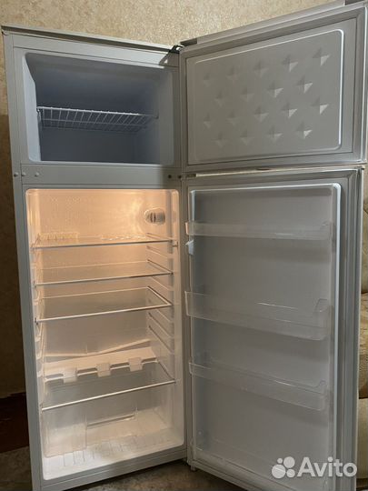 Холодильник Kraft