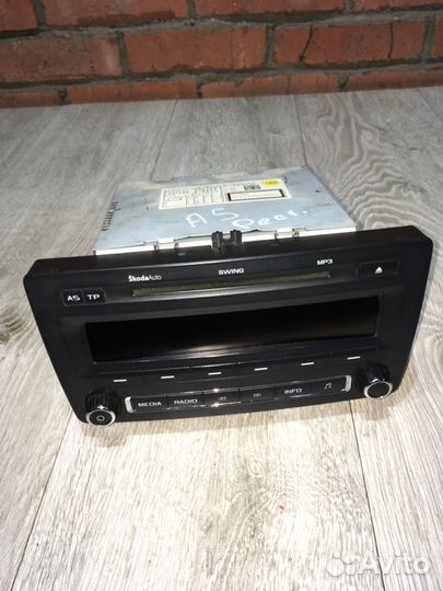 Штатная магнитола Skoda Octavia A5 FL BSE 1.6 2010