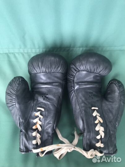 Боксёрские перчатки